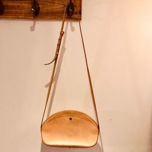 Madewell // The Dakota Leather Shoulder Bag